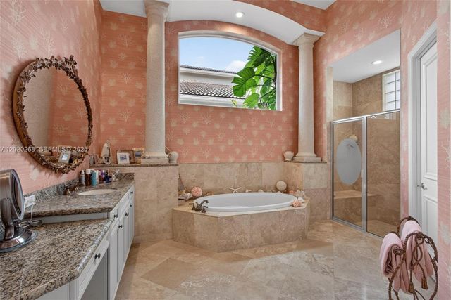 111 Abondance Dr, Palm Beach Gardens, FL 33410