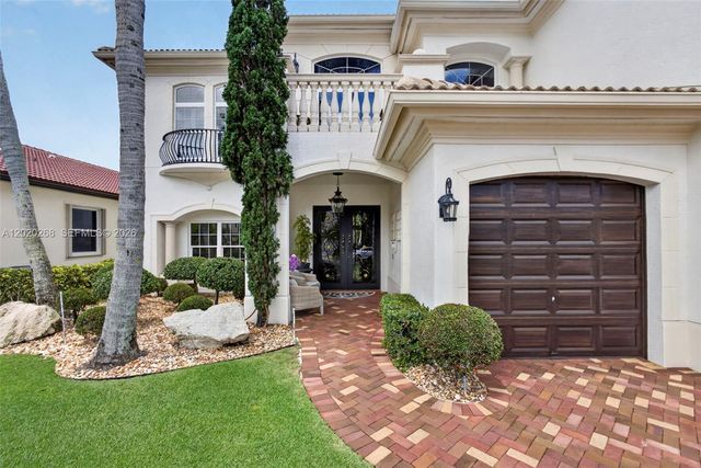 111 Abondance Dr, Palm Beach Gardens, FL 33410