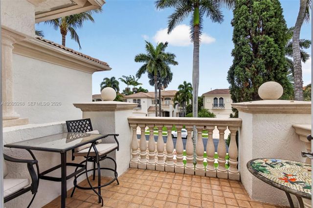 111 Abondance Dr, Palm Beach Gardens, FL 33410
