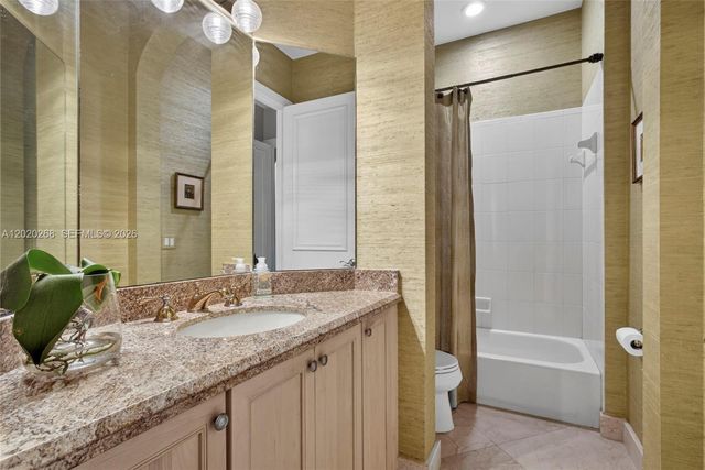111 Abondance Dr, Palm Beach Gardens, FL 33410
