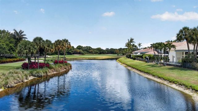 111 Abondance Dr, Palm Beach Gardens, FL 33410