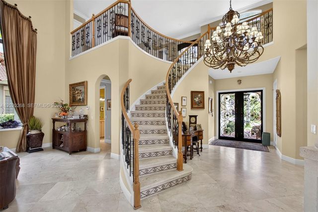 111 Abondance Dr, Palm Beach Gardens, FL 33410