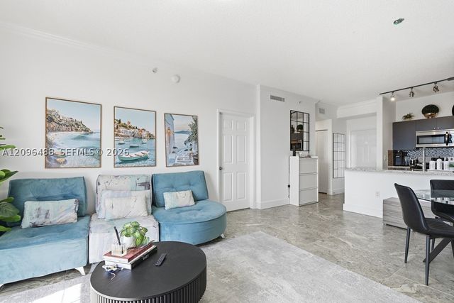 1919 Van Buren St 803A, Hollywood, FL 33020