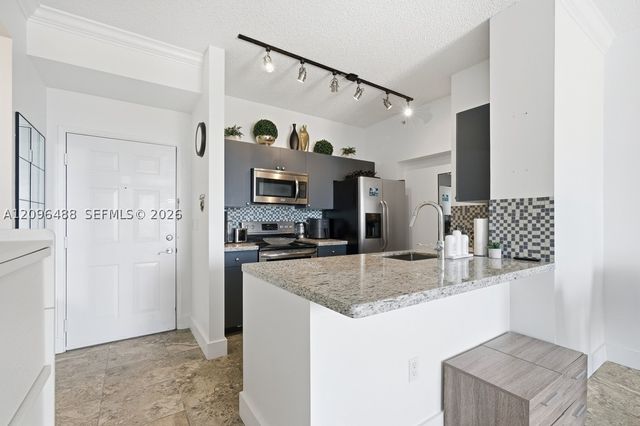 1919 Van Buren St 803A, Hollywood, FL 33020