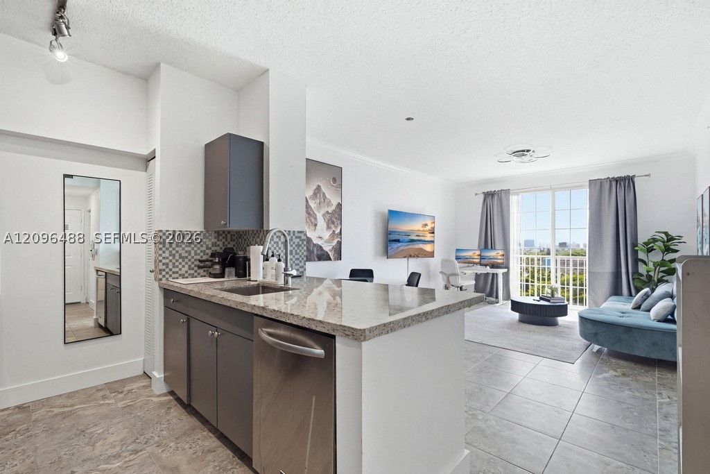 1919 Van Buren St 803A, Hollywood, FL 33020