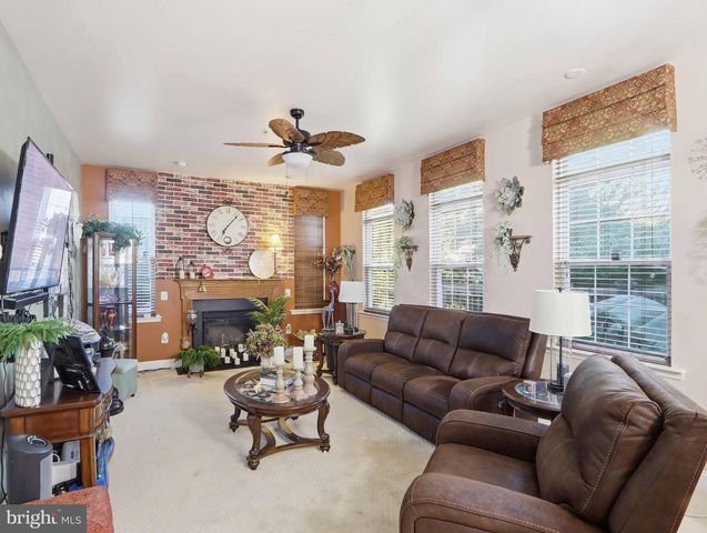 9601 PRINCE WILLIAM DR, Brandywine, MD 20613