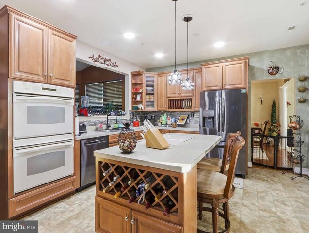 9601 PRINCE WILLIAM DR, Brandywine, MD 20613