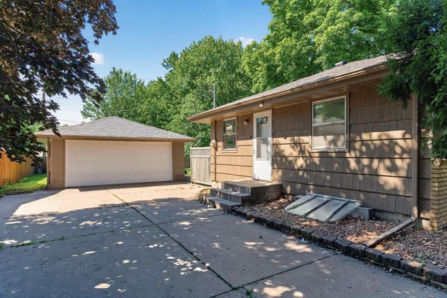 1056 Glenhill Road, Shoreview, MN 55126