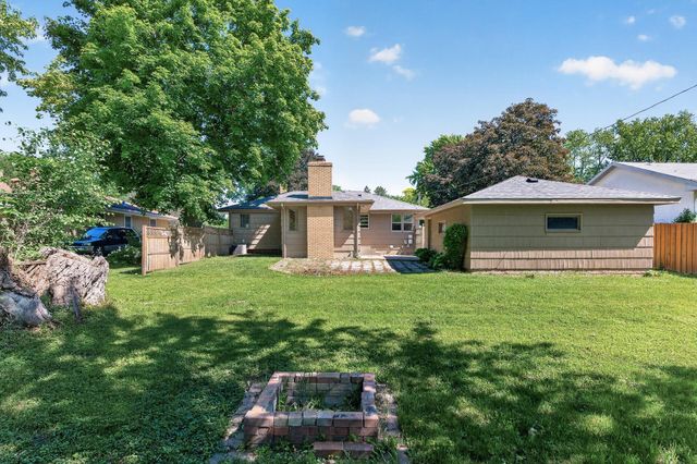 1056 Glenhill Road, Shoreview, MN 55126