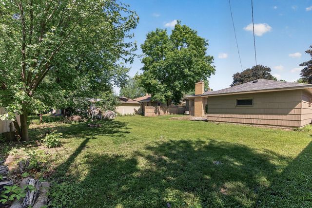 1056 Glenhill Road, Shoreview, MN 55126