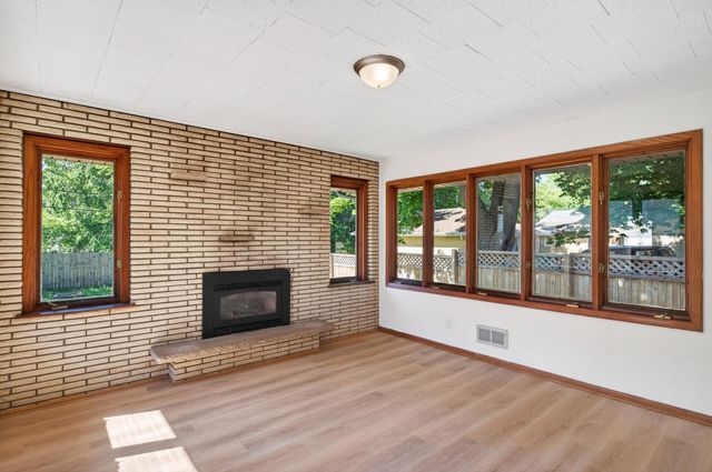 1056 Glenhill Road, Shoreview, MN 55126