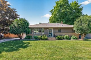 1056 Glenhill Road, Shoreview, MN 55126
