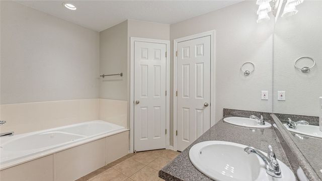 1363 Charles Street, Pea Ridge, AR 72751