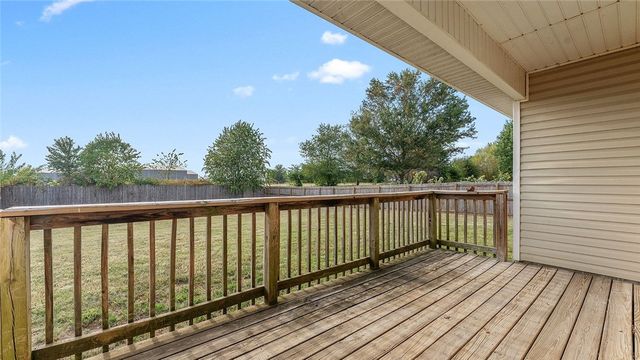 1363 Charles Street, Pea Ridge, AR 72751