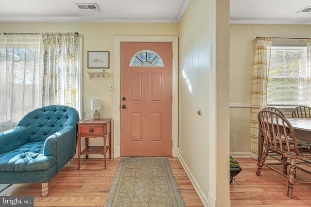 589 THREE CHOPT RD, Kents Store, VA 23084