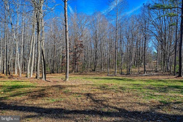 589 THREE CHOPT RD, Kents Store, VA 23084