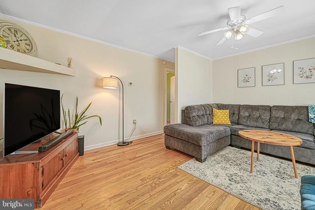 589 THREE CHOPT RD, Kents Store, VA 23084