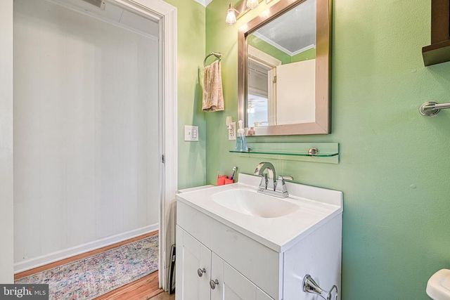 589 THREE CHOPT RD, Kents Store, VA 23084