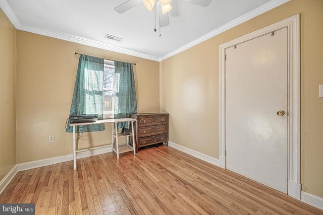 589 THREE CHOPT RD, Kents Store, VA 23084