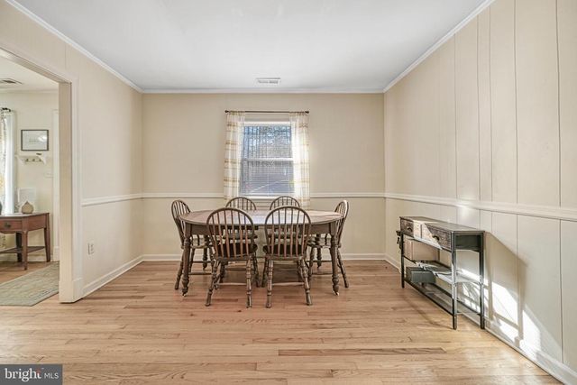 589 THREE CHOPT RD, Kents Store, VA 23084