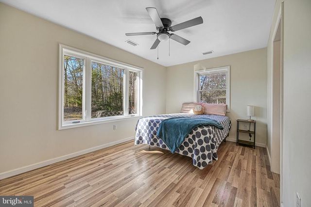 589 THREE CHOPT RD, Kents Store, VA 23084