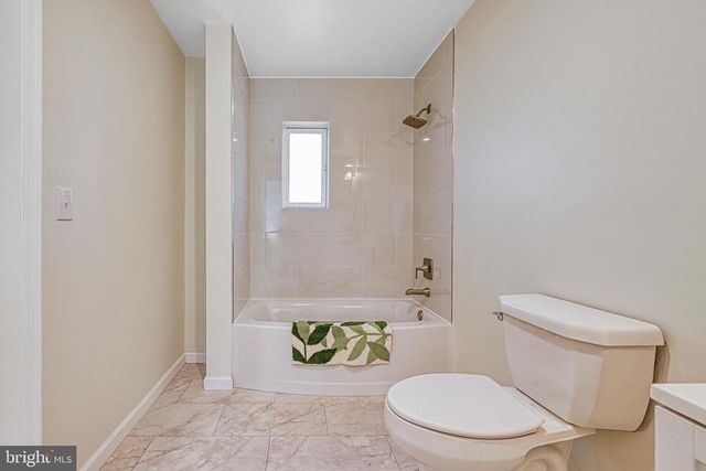 589 THREE CHOPT RD, Kents Store, VA 23084