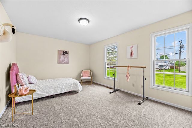 1315 Back Massillon Road, Orrville, OH 44667