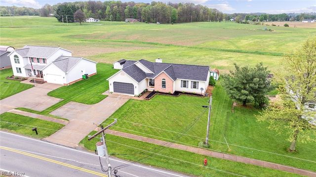 1315 Back Massillon Road, Orrville, OH 44667