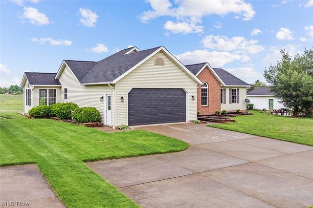 1315 Back Massillon Road, Orrville, OH 44667
