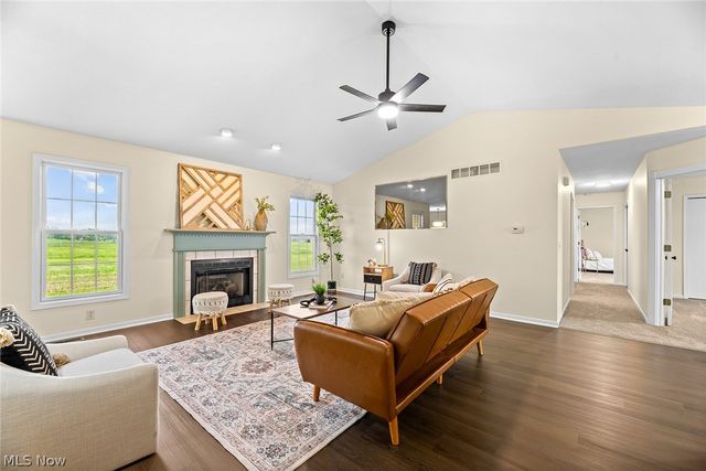 1315 Back Massillon Road, Orrville, OH 44667