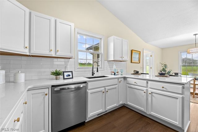 1315 Back Massillon Road, Orrville, OH 44667