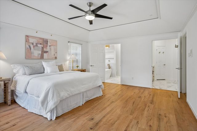 2702 Lawtherwood Court, Dallas, TX 75214