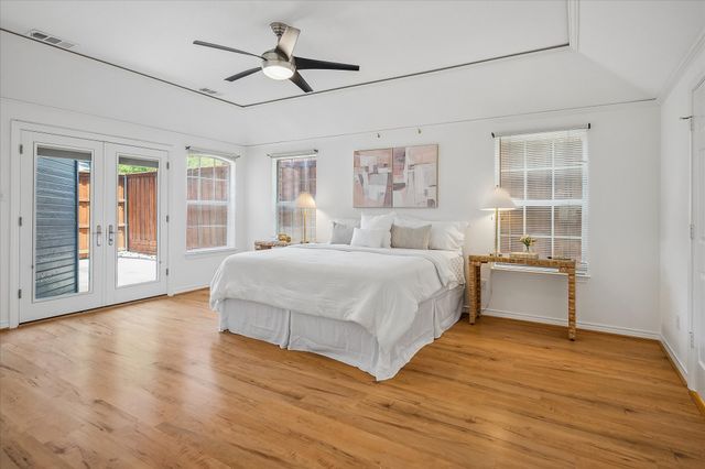 2702 Lawtherwood Court, Dallas, TX 75214