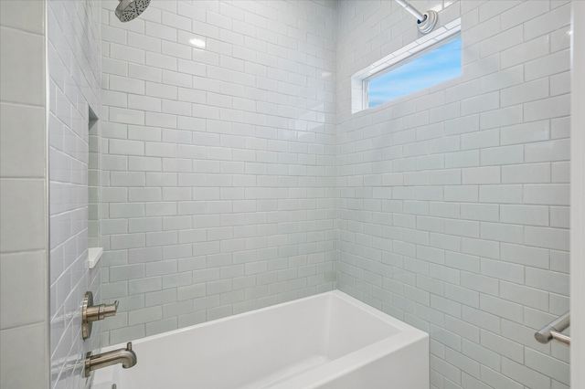 2702 Lawtherwood Court, Dallas, TX 75214