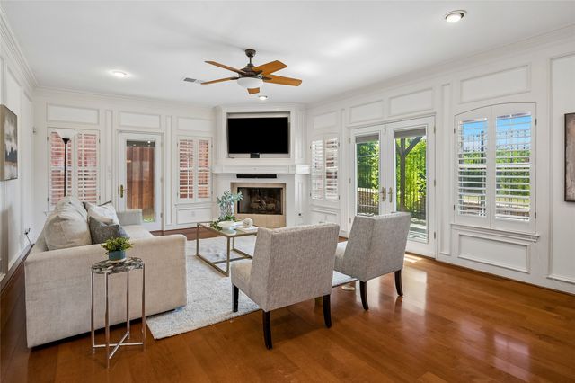 2702 Lawtherwood Court, Dallas, TX 75214