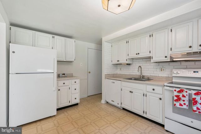 9238 SEALED MESSAGE RD, Columbia, MD 21045