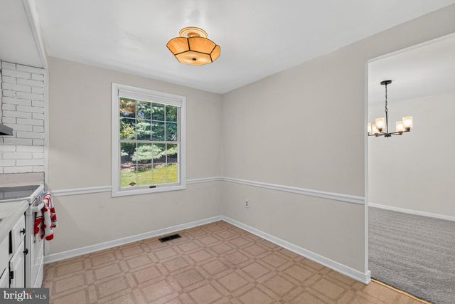 9238 SEALED MESSAGE RD, Columbia, MD 21045