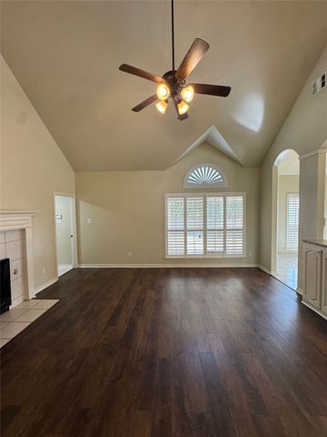3006 Upland Drive, Mansfield, TX 76063