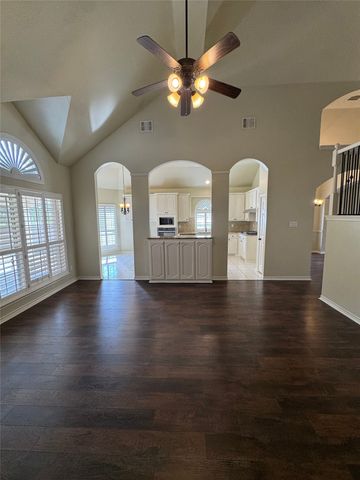 3006 Upland Drive, Mansfield, TX 76063