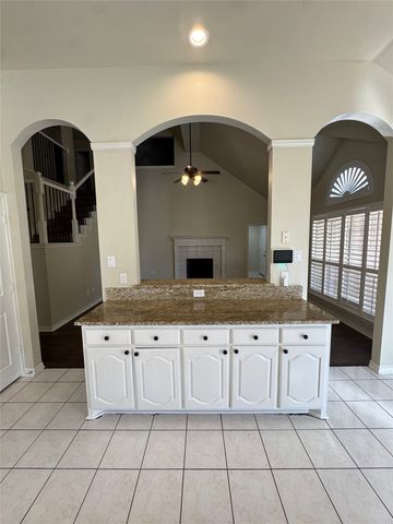 3006 Upland Drive, Mansfield, TX 76063