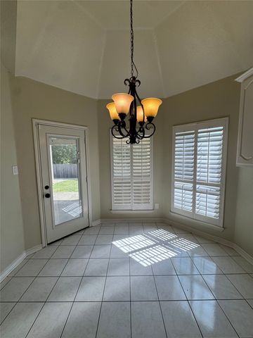 3006 Upland Drive, Mansfield, TX 76063