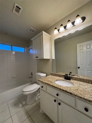 3006 Upland Drive, Mansfield, TX 76063