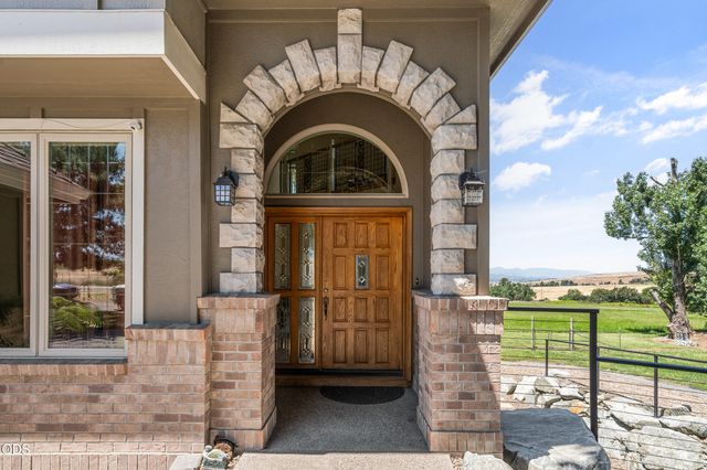 40 Ashland Acres Road, Ashland, OR 97520