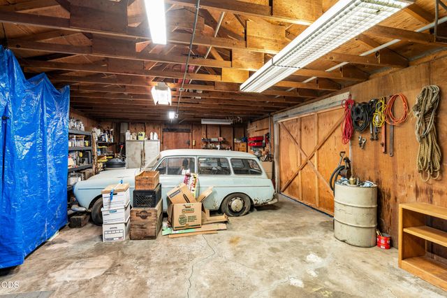 40 Ashland Acres Road, Ashland, OR 97520