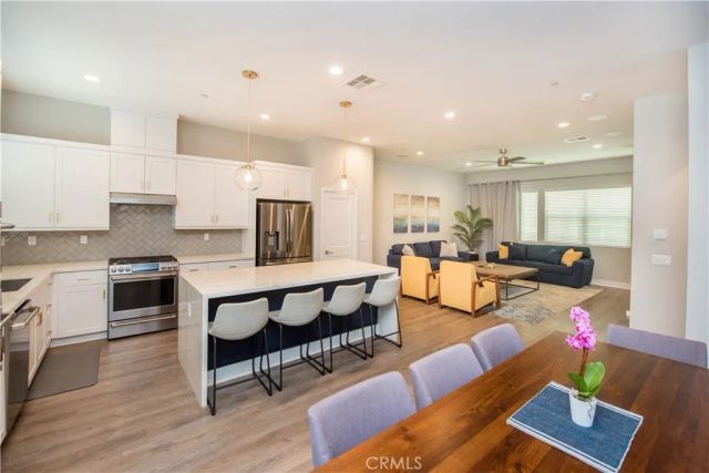 983 E Mason Lane 123, Anaheim, CA 92805
