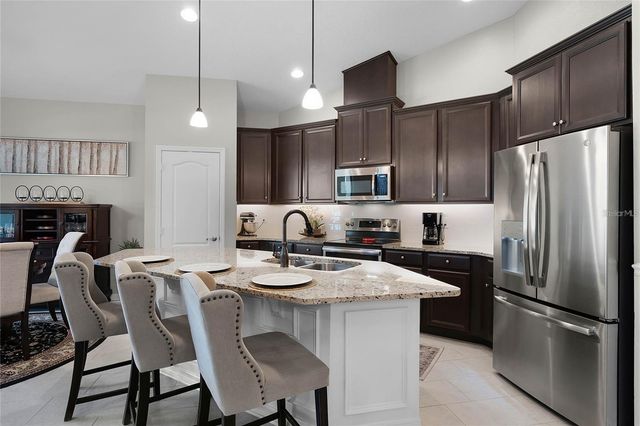 1112 NARCOOSSEE DEL SOL BOULEVARD, St Cloud, FL 34771