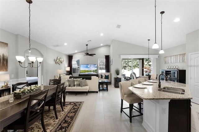 1112 NARCOOSSEE DEL SOL BOULEVARD, St Cloud, FL 34771