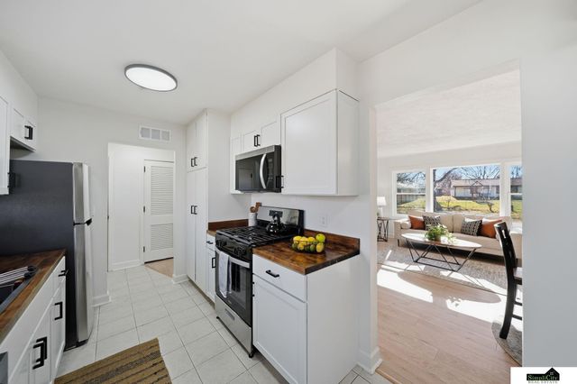 4901 W Benton Street, Lincoln, NE 68524