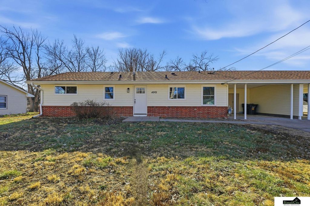 4901 W Benton Street, Lincoln, NE 68524