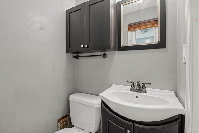 2605 James BOULEVARD, Racine, WI 53403